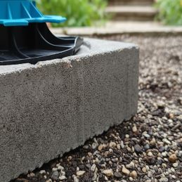 Support béton pour plot