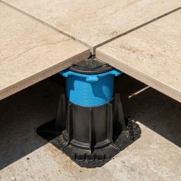 Höhenverstellbares Stelzlager für Plattenterrassen H130-230 mm - CLEMAN-Reihe - Jouplast