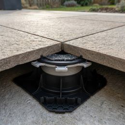 Plot autonivelant terrasse dalle H55/80 mm - Gamme CLEMAN - Jouplast