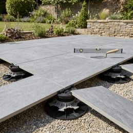 Plot terrasse dalle autonivelant 65/95 mm - Gamme ESSENTIEL - Jouplast