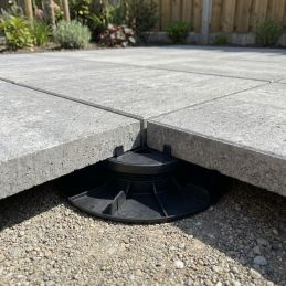 Base de montaje autonivelante para terraza 29/39 mm - ESSENTIEL - Jouplast