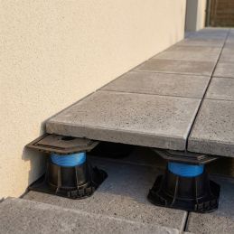 Paving plate for terrace pedestal - 218x218 mm - CLEMAN range - Jouplast