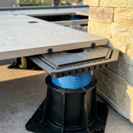 Paving plate for terrace pedestal - 218x218 mm - CLEMAN range - Jouplast