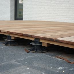 Plot de terrasse bois de 23 à 440 mm - Solidor