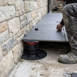 Demi plot de terrasse dalle 46 à 463 mm - Avec cale amortisseur - Réglable par dessus - Solidor