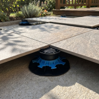 Terrassenträger für Holz, WPC & Platten | Plots Discount